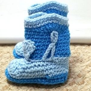 NWOT! Handmade Knitted Blue Knitted Baby Boots